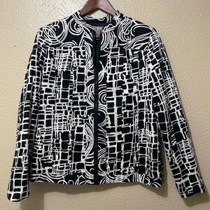 Birch Hill blazer black and white with shoulder pads‎ woman's